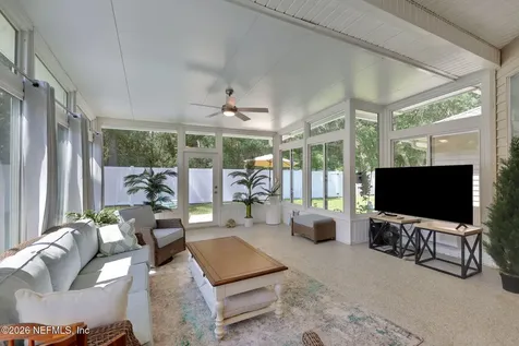 1004 Flora Parke Drive St. Johns FL 32259