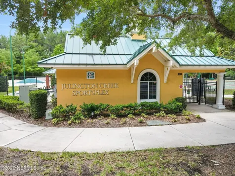 1004 Flora Parke Drive St. Johns FL 32259