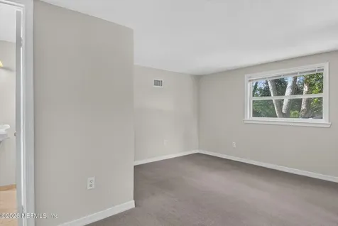 3718 Peach Drive Jacksonville FL 32246