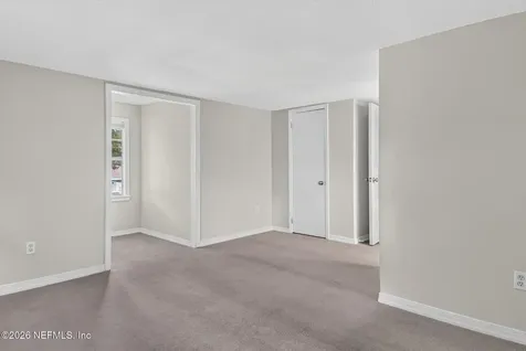 3718 Peach Drive Jacksonville FL 32246