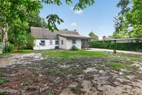 3718 Peach Drive Jacksonville FL 32246