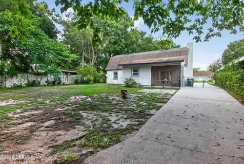 3718 Peach Drive Jacksonville FL 32246