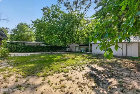 3718 Peach Drive Jacksonville FL 32246