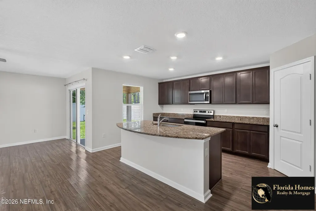 8515 Lake George Circle E Macclenny FL 32063