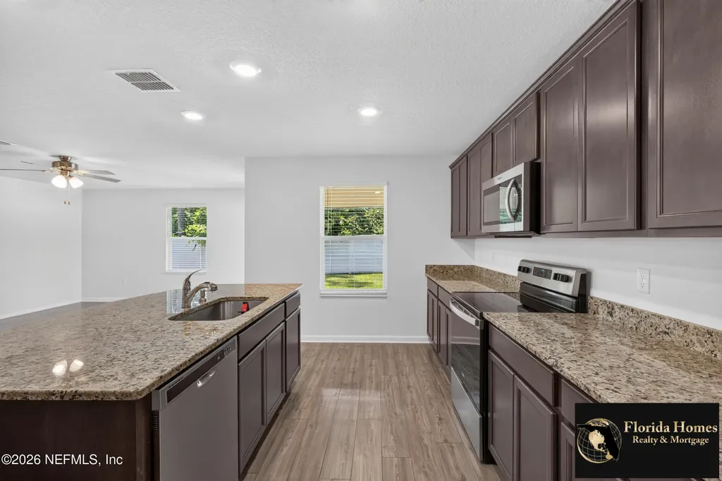 8515 Lake George Circle E Macclenny FL 32063