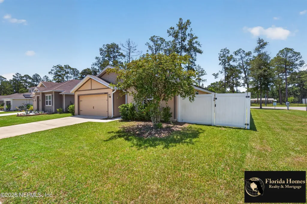 8515 Lake George Circle E Macclenny FL 32063
