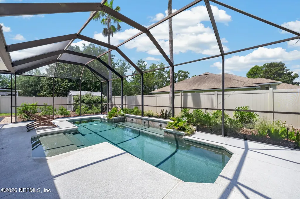 676 Martin Lakes Drive E Jacksonville FL 32220