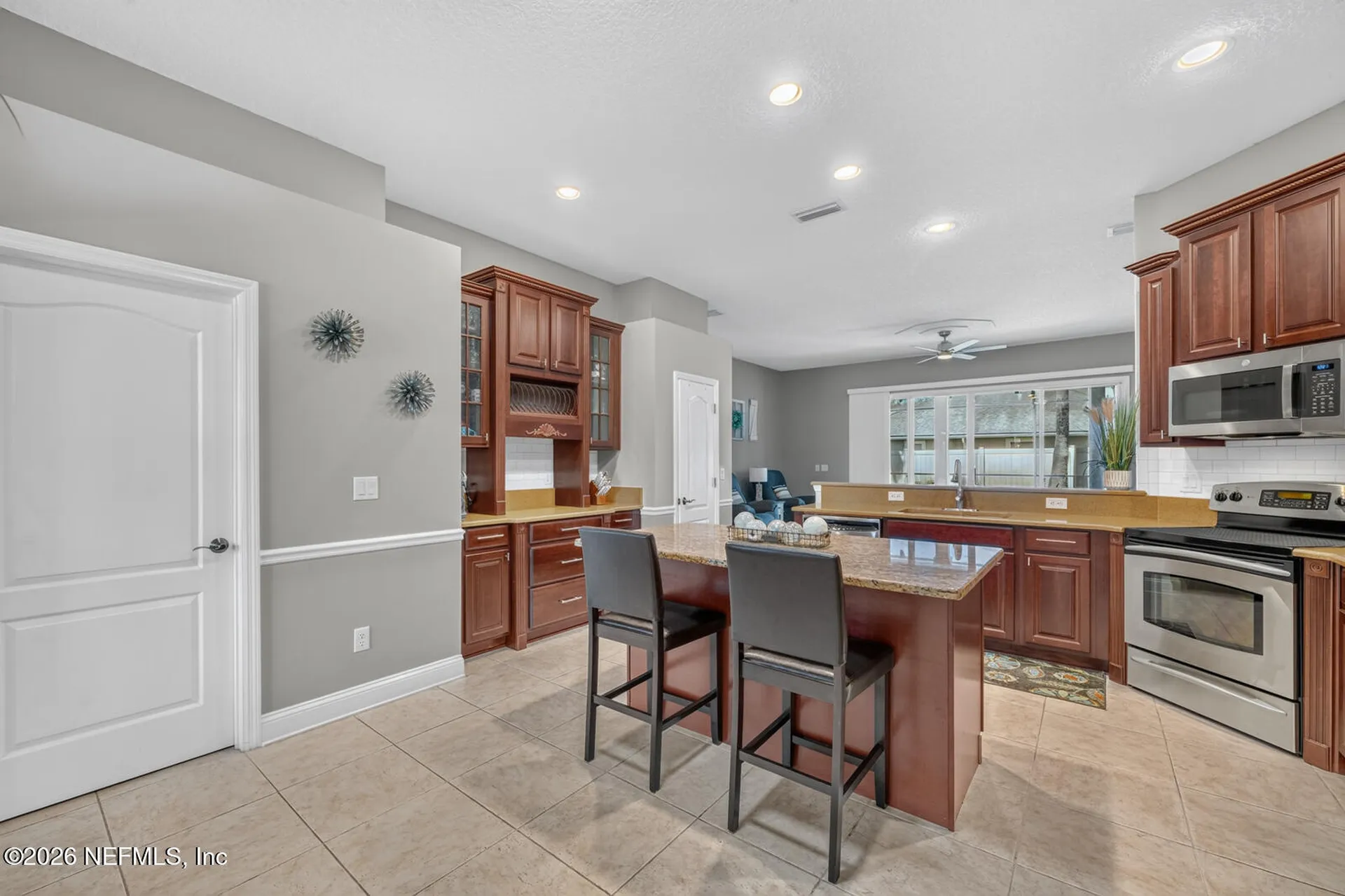 676 Martin Lakes Drive E Jacksonville FL 32220