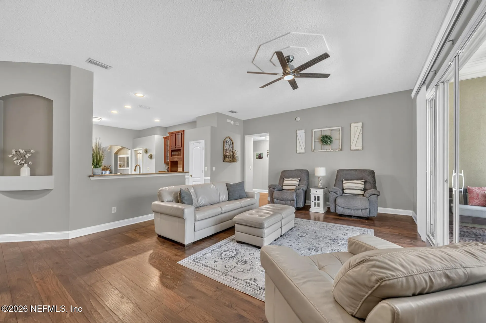 676 Martin Lakes Drive E Jacksonville FL 32220