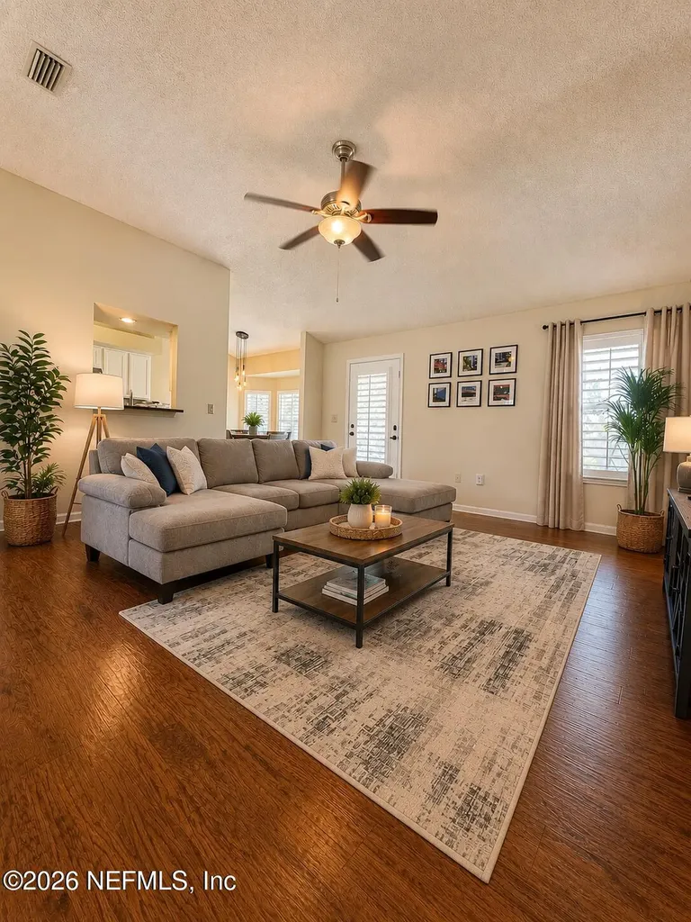 1341 Lindsey Crossing Drive Jacksonville FL 32218