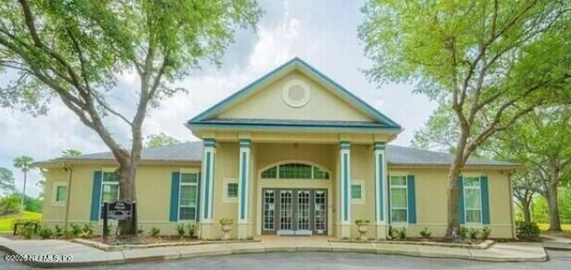 13703 Richmond Park Drive N Jacksonville FL 32224