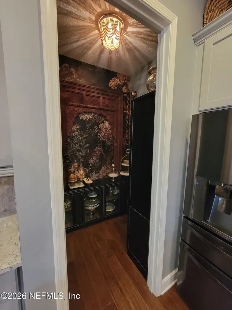 111 Crestway Lane Jacksonville FL 32081
