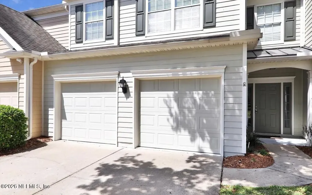 11225 N Castlemain Circle Jacksonville FL 32256