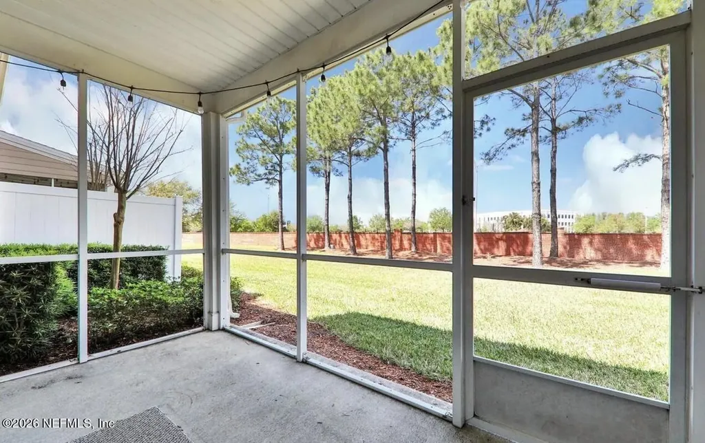 11225 N Castlemain Circle Jacksonville FL 32256
