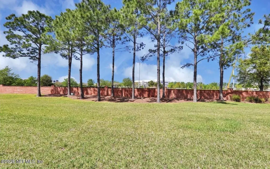 11225 N Castlemain Circle Jacksonville FL 32256