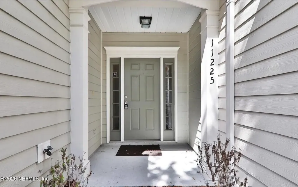 11225 N Castlemain Circle Jacksonville FL 32256