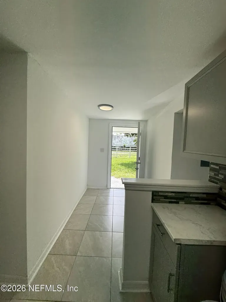9037 Washington Avenue Jacksonville FL 32208