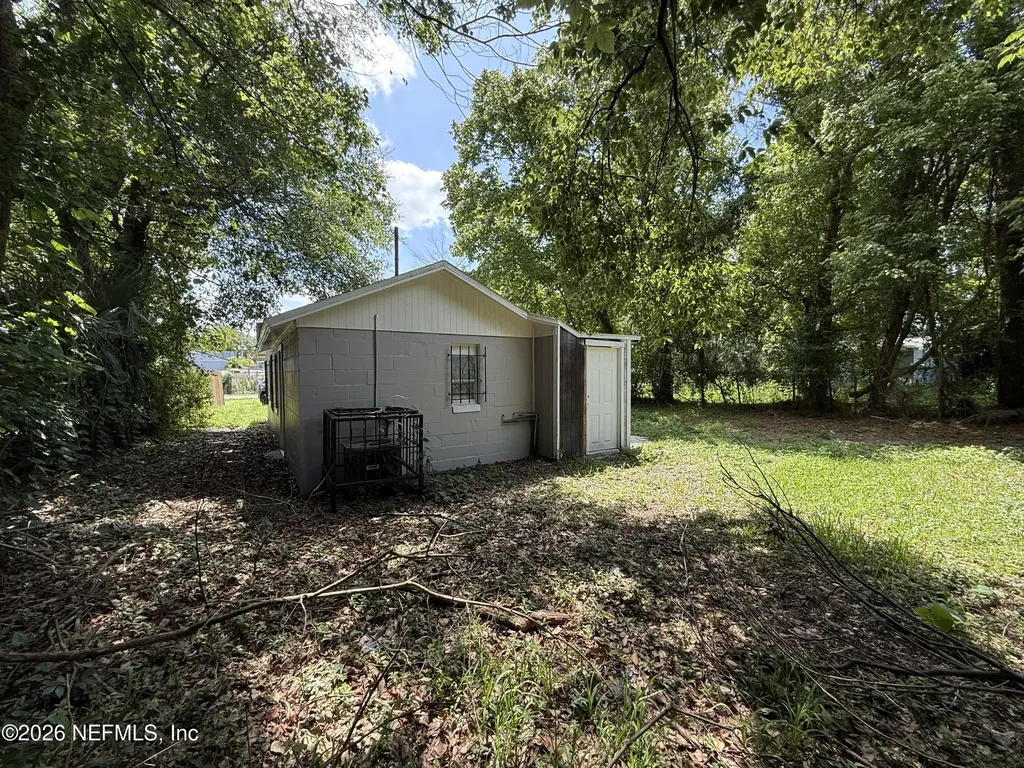 9037 Washington Avenue Jacksonville FL 32208