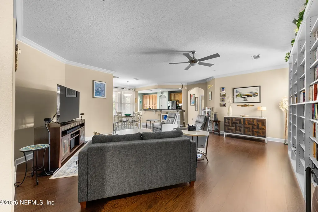 4480 Deerwood Lake Parkway Jacksonville FL 32216