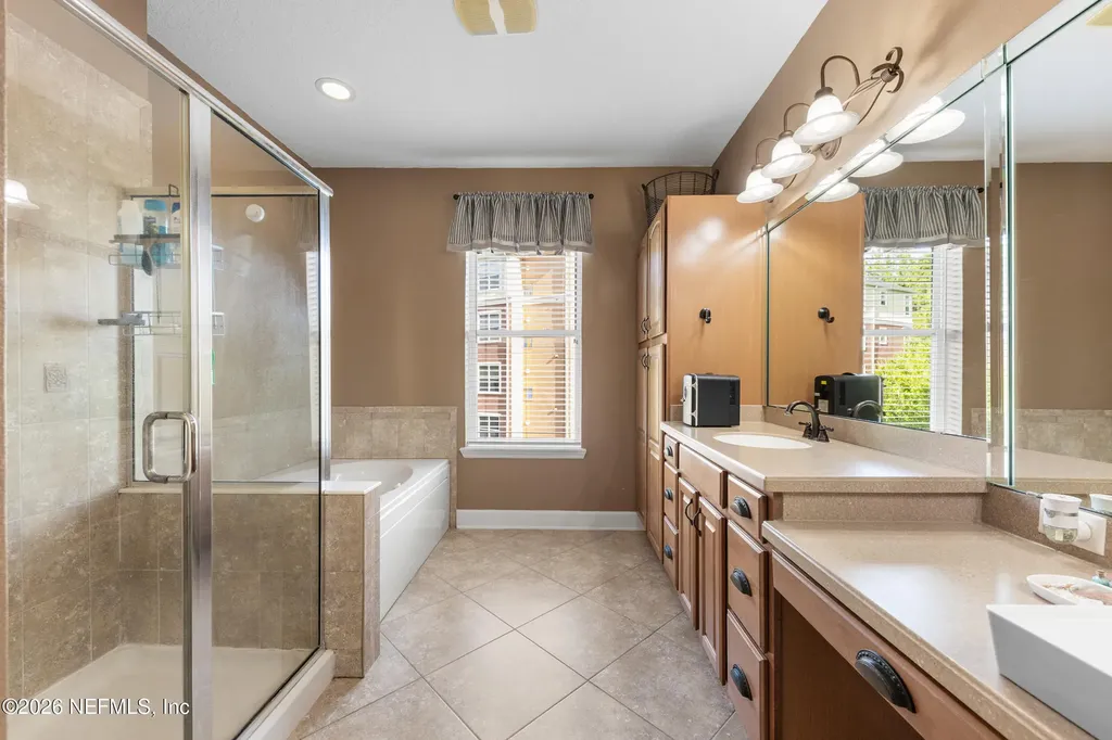4480 Deerwood Lake Parkway Jacksonville FL 32216