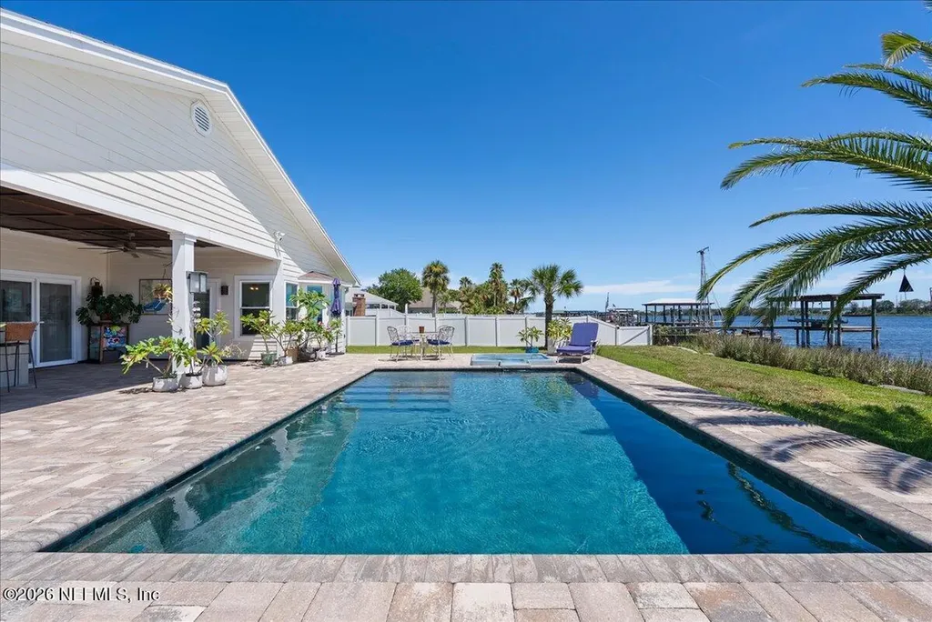 5392 Heckscher Drive Jacksonville FL 32226