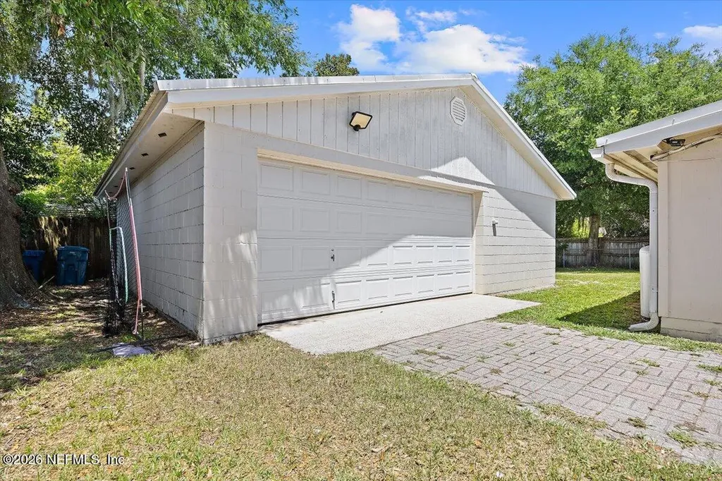 11214 Emuness Road Jacksonville FL 32218
