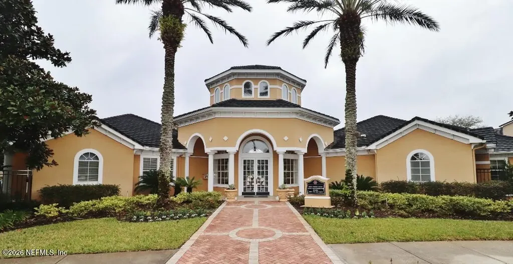 10075 Gate Parkway N Jacksonville FL 32246