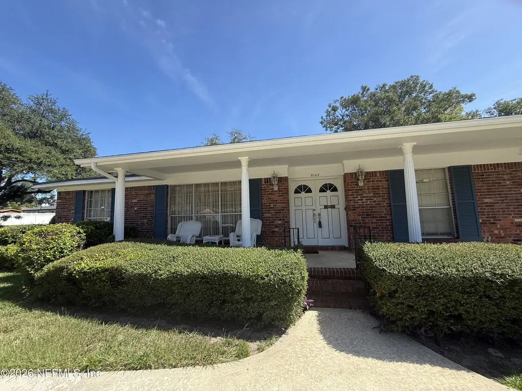 8164 Parkridge Circle N Jacksonville FL 32211