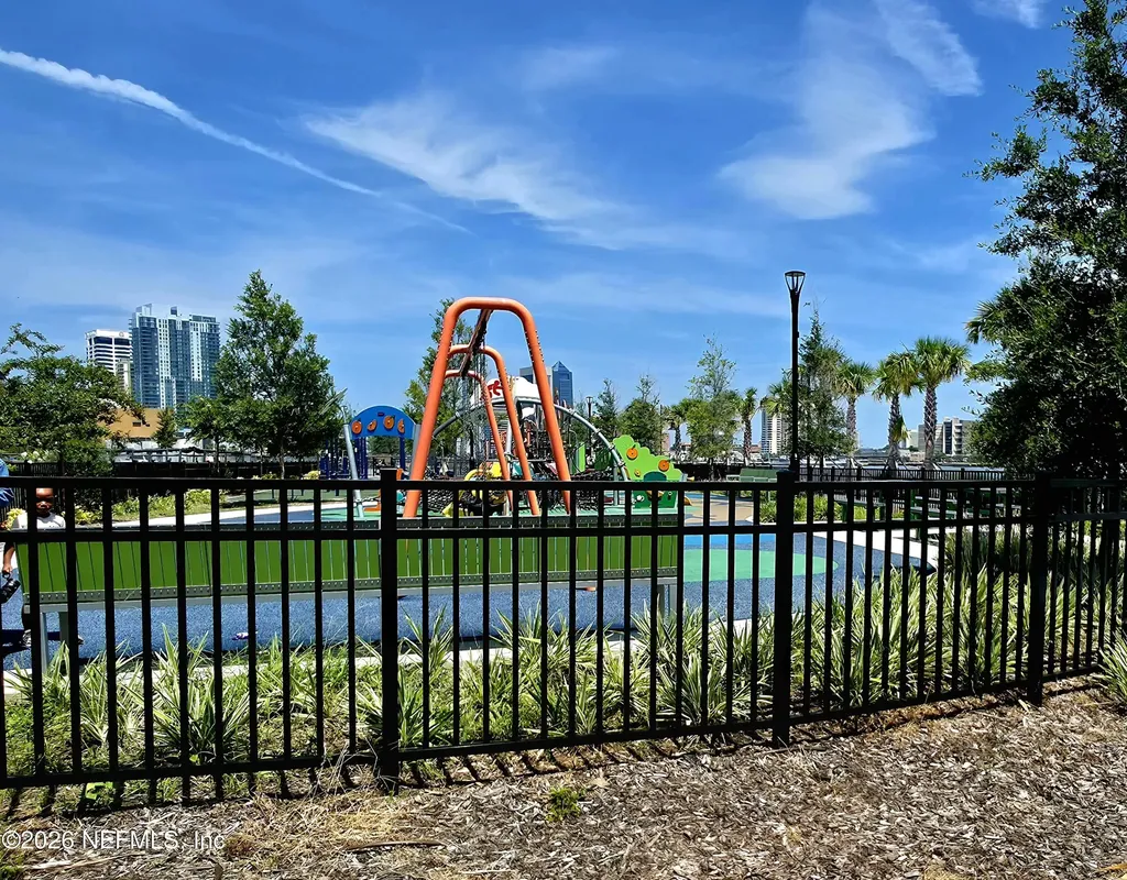 2020 Prudential Drive Jacksonville FL 32207