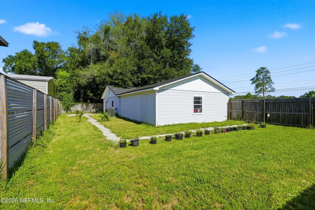 6502 Barnes Road S Jacksonville FL 32216
