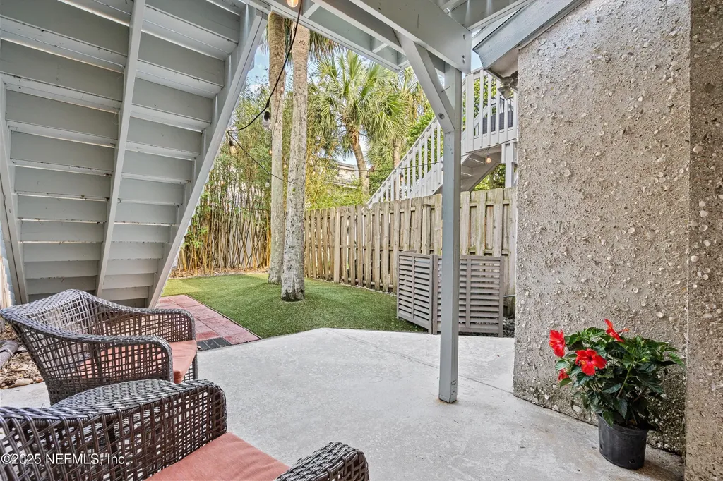 2219 Gorden Avenue Jacksonville Beach FL 32250