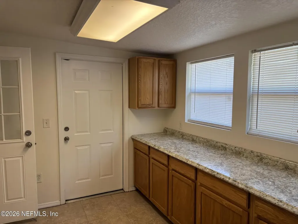 1824 S Brookview Drive S Jacksonville FL 32246