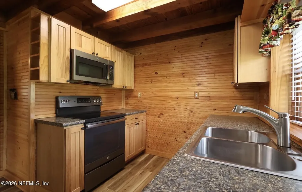 111 Crescent Lake Shore Drive Crescent City FL 32112