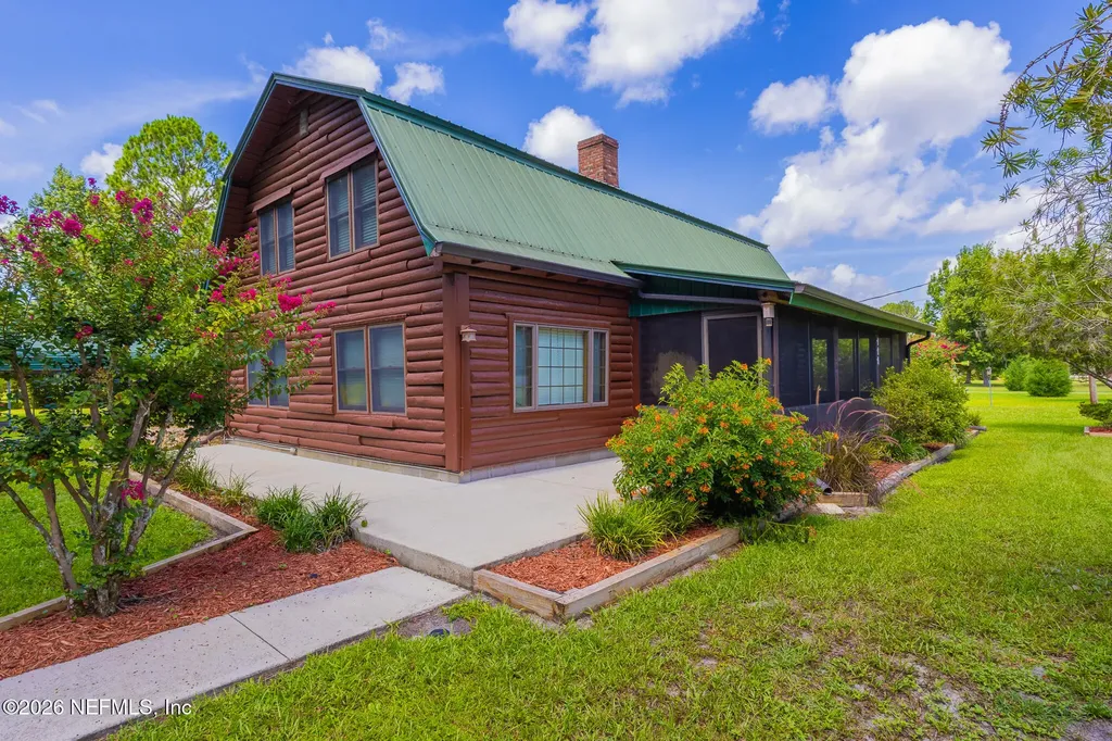 111 Crescent Lake Shore Drive Crescent City FL 32112