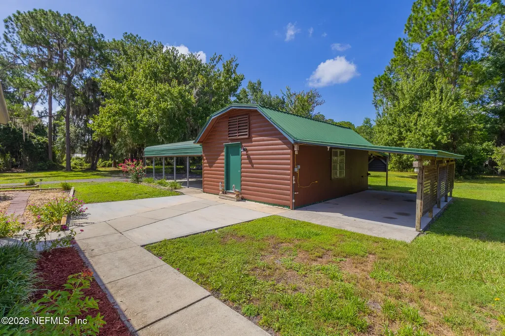 111 Crescent Lake Shore Drive Crescent City FL 32112