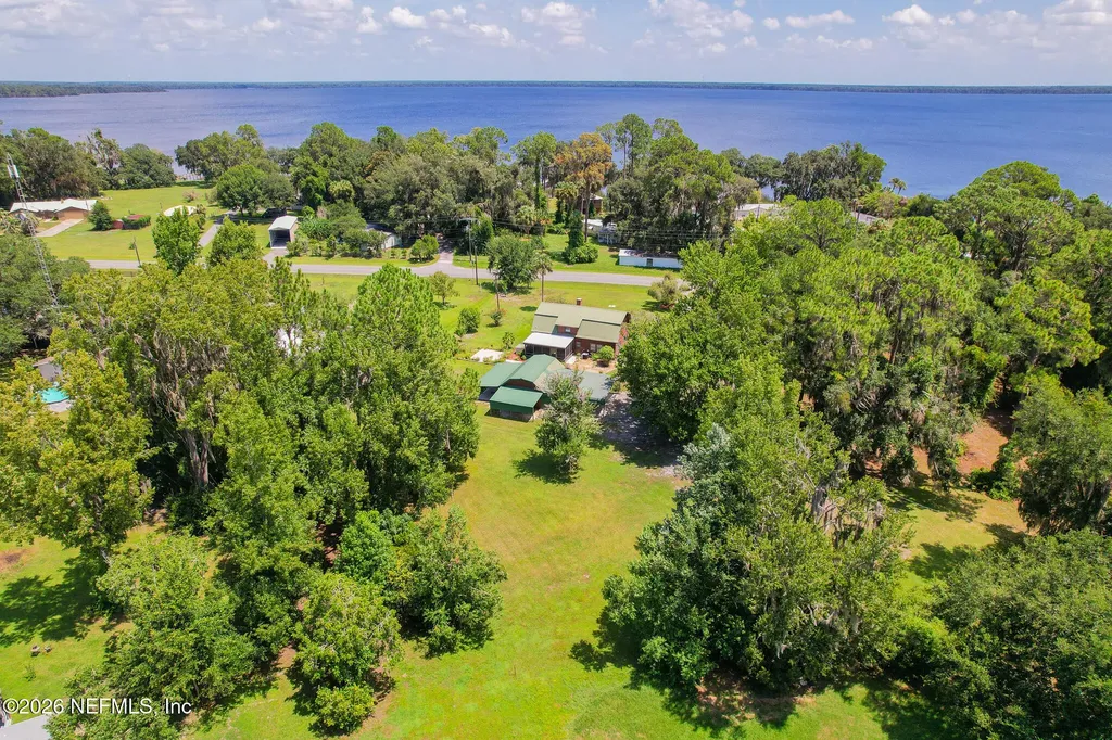 111 Crescent Lake Shore Drive Crescent City FL 32112