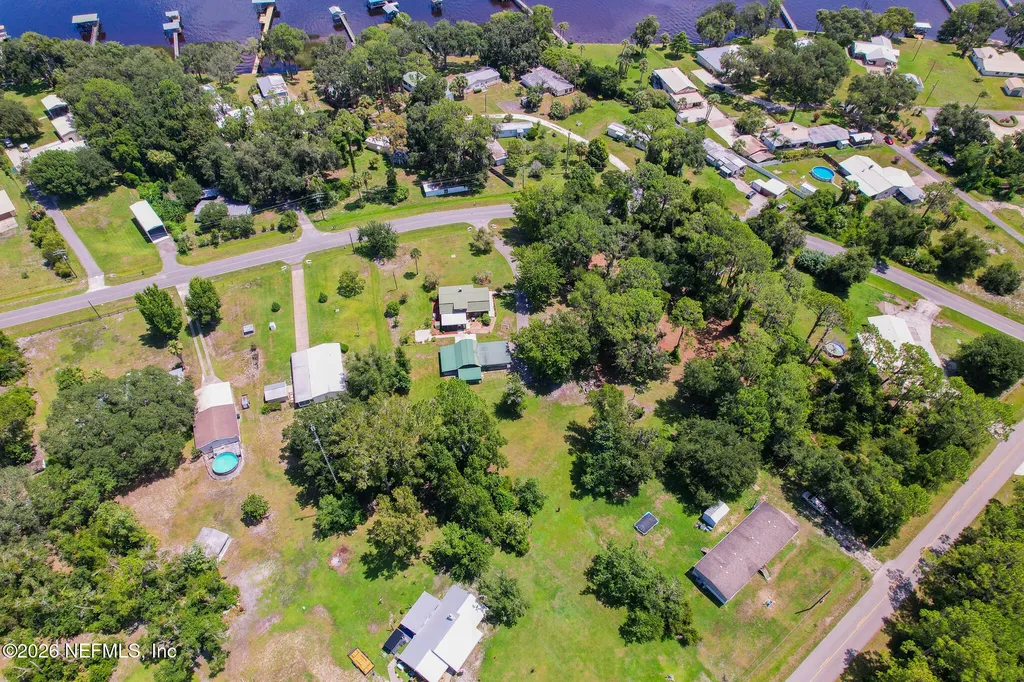 111 Crescent Lake Shore Drive Crescent City FL 32112