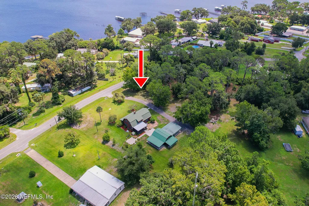 111 Crescent Lake Shore Drive Crescent City FL 32112
