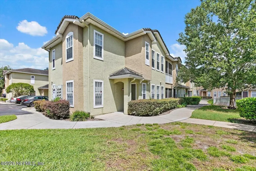 10075 Gate Parkway N Jacksonville FL 32246