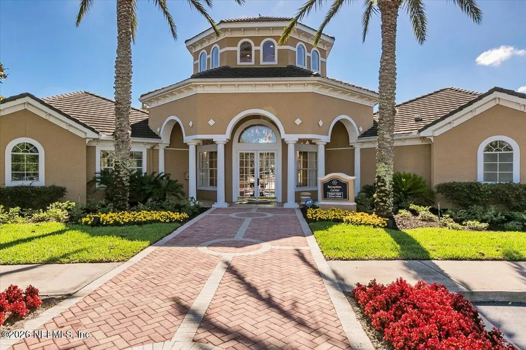 10075 Gate Parkway N Jacksonville FL 32246