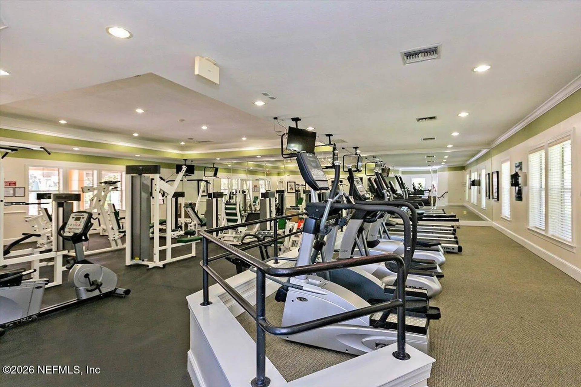 10075 Gate Parkway N Jacksonville FL 32246