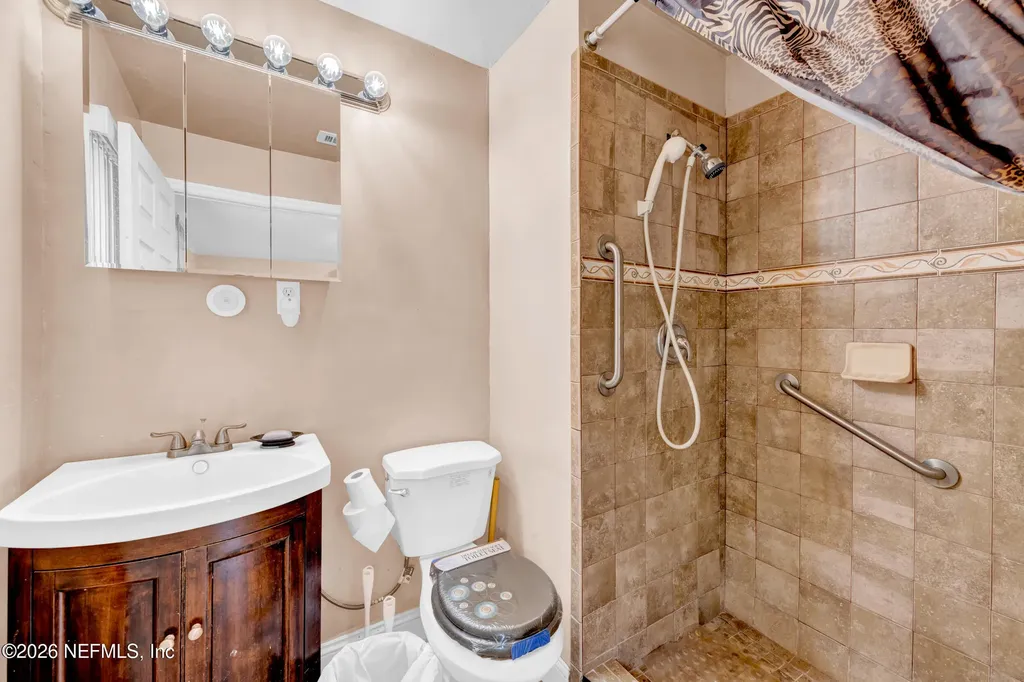 3818 Harbor View Drive Jacksonville FL 32208