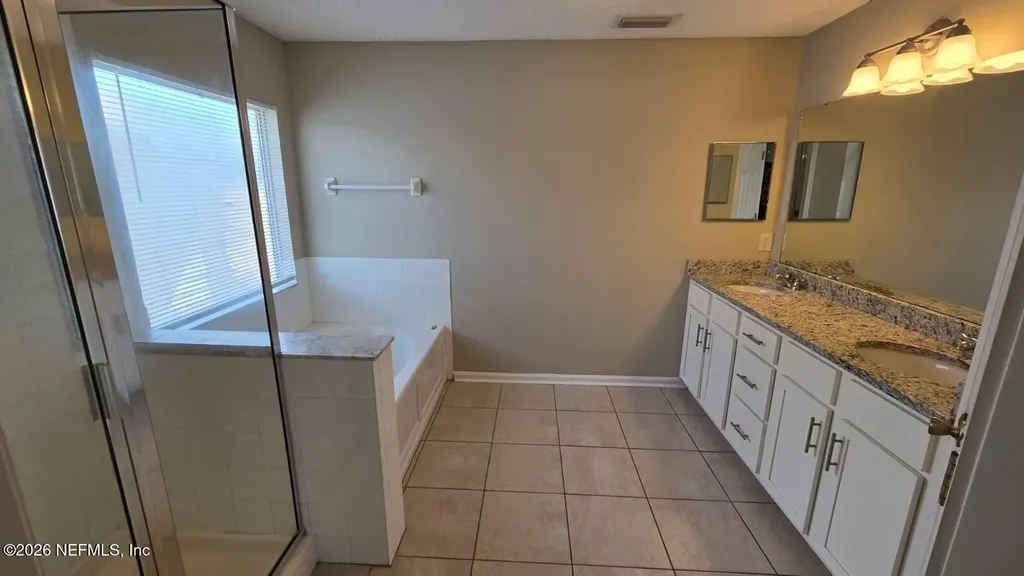 1656 Hawkins Cove Drive E Jacksonville FL 32246