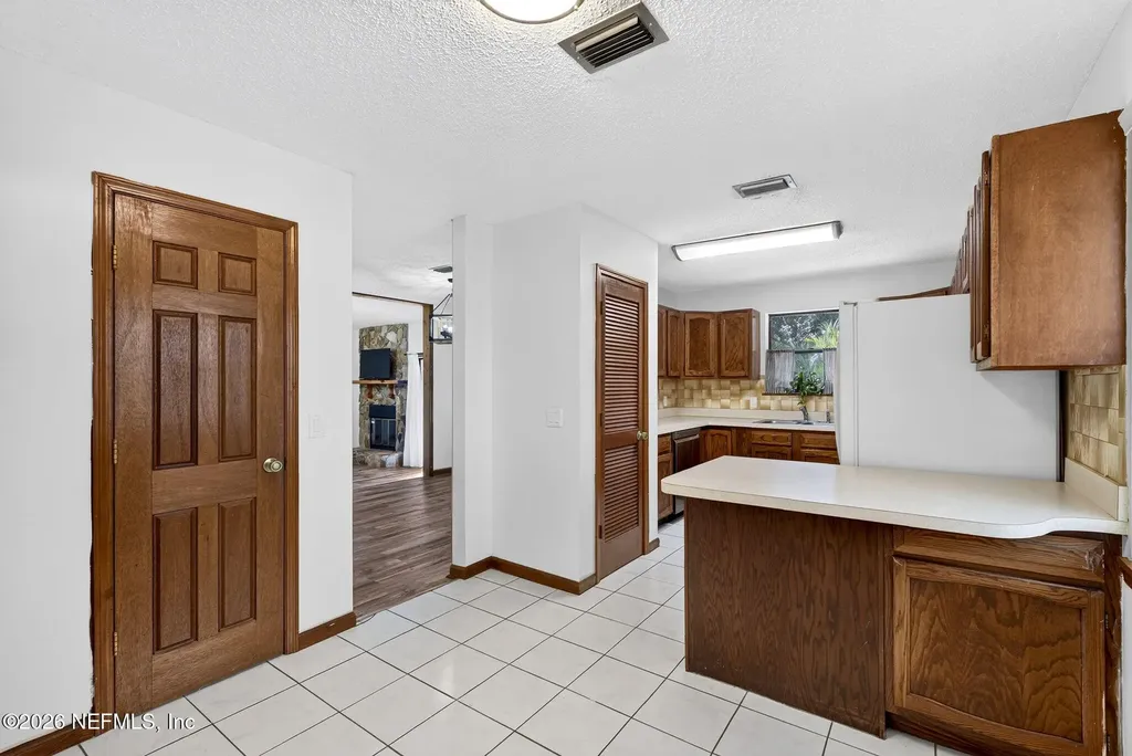 1305 Lake Asbury Drive Green Cove Springs FL 32043