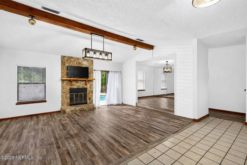 1305 Lake Asbury Drive Green Cove Springs FL 32043