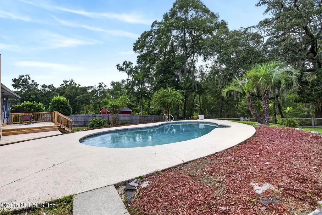 1305 Lake Asbury Drive Green Cove Springs FL 32043