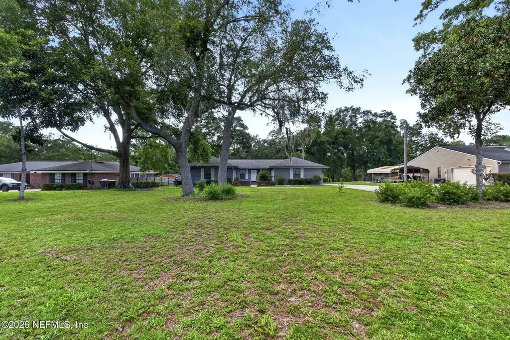 1305 Lake Asbury Drive Green Cove Springs FL 32043