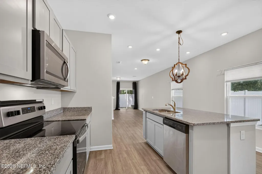 8069 Cheryl Ann Lane Jacksonville FL 32244