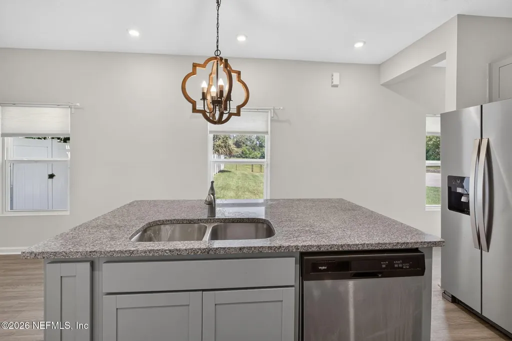 8069 Cheryl Ann Lane Jacksonville FL 32244