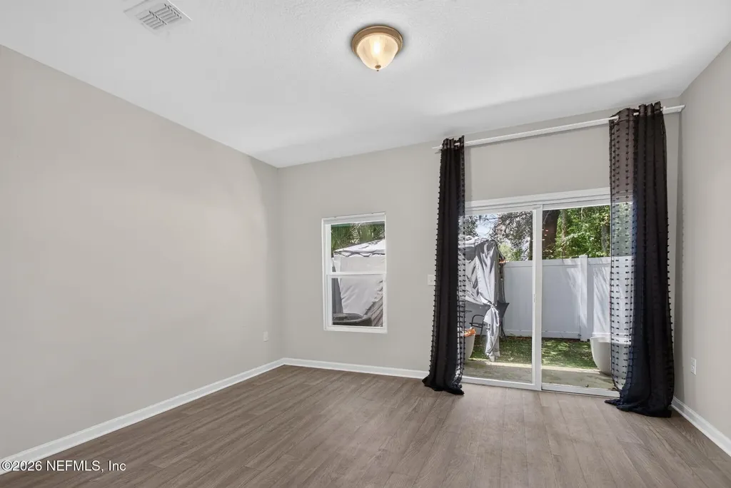 8069 Cheryl Ann Lane Jacksonville FL 32244